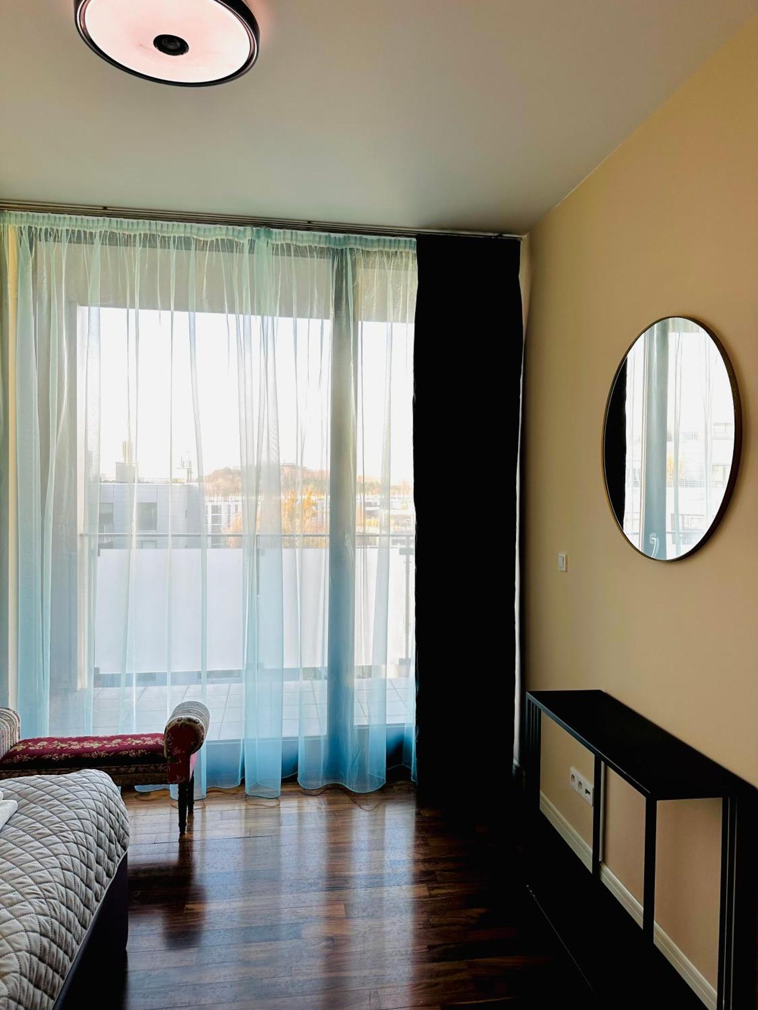 Secretface Penthouse Grojecka 120m2 Z Tarasem 40m2